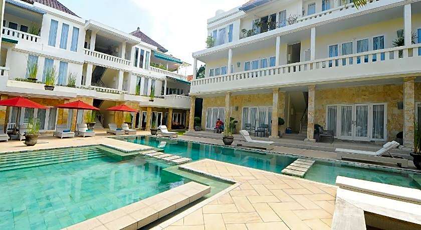 Bali Court Hotel & Apartment