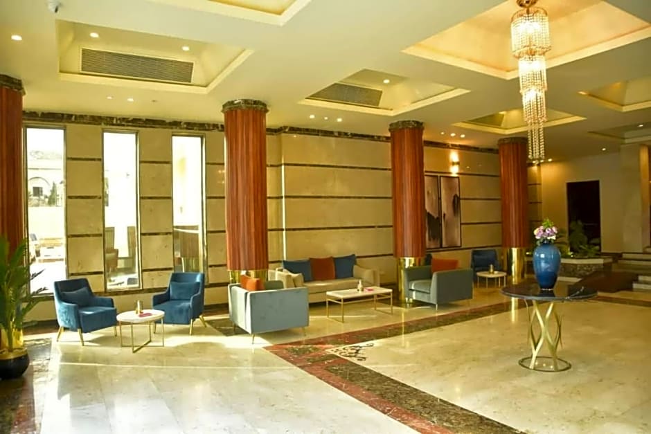 Ultra Loaloa Nile Maadi Hotel