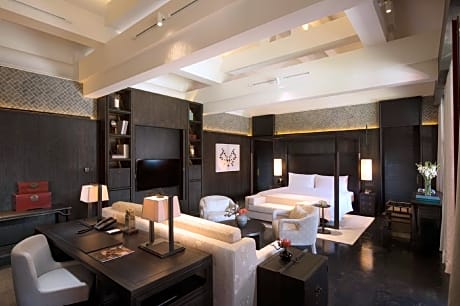 hutong two-bedroom suite