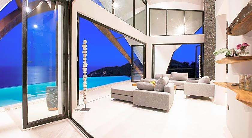 Villa Moonshadow