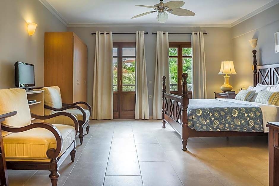 Balhambra Suites - Adults Only