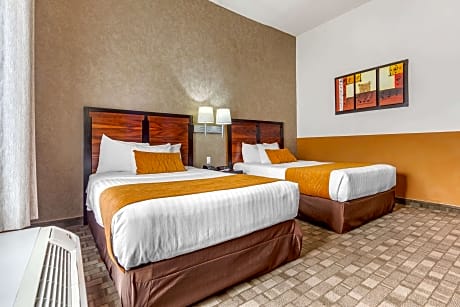 2 Double Beds, Suite, Nonsmoking