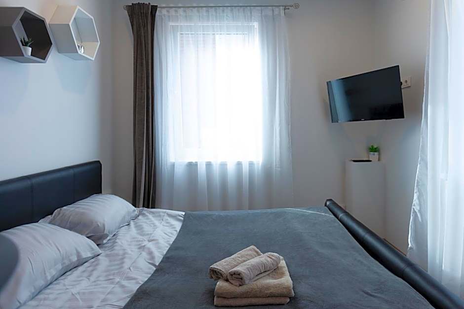 Oak house apartments