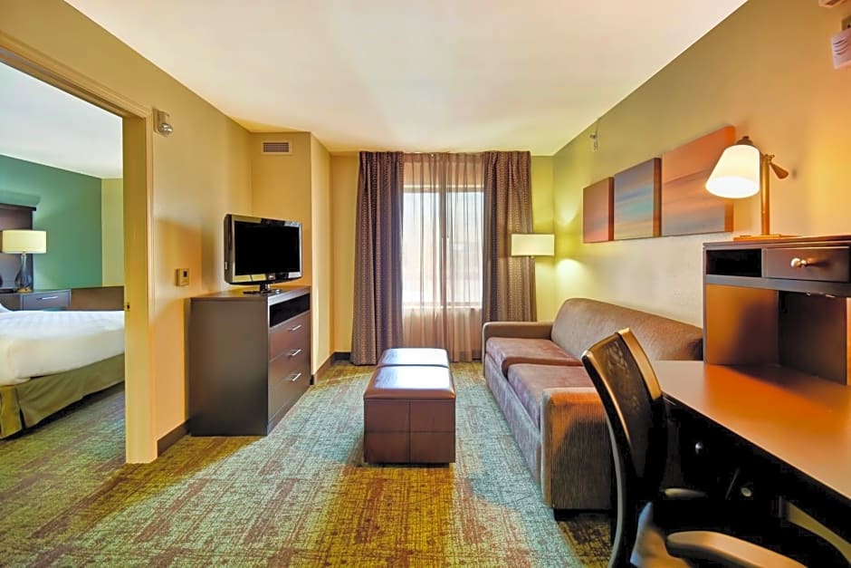 Staybridge Suites Middleton/Madison-West