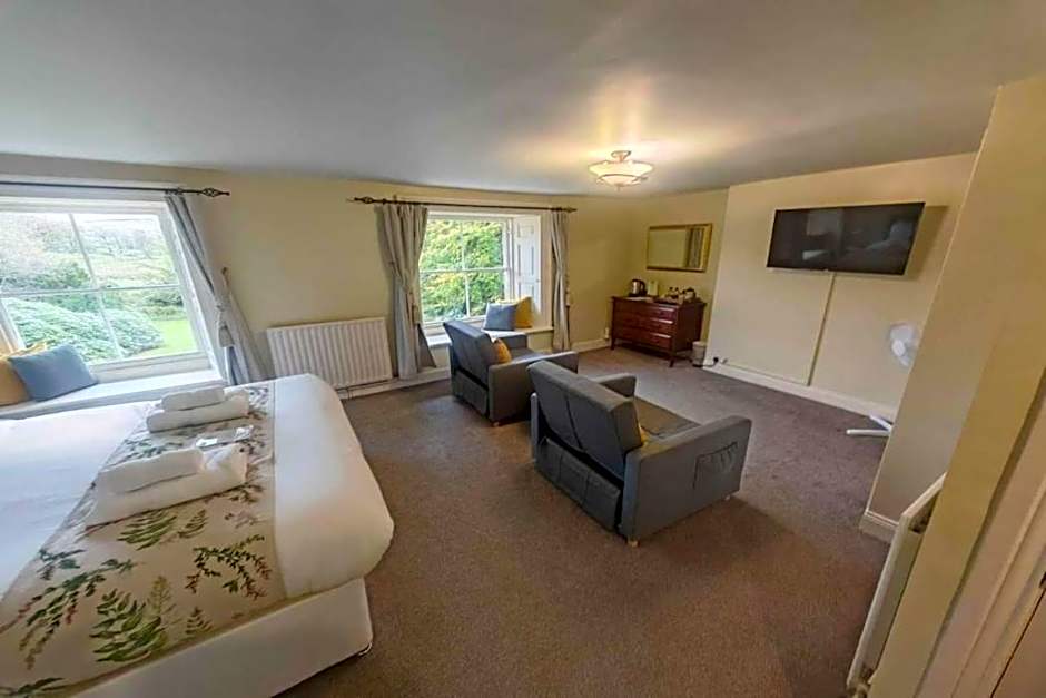 Lovelady Shield Hotel