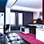 Hotel Bliss