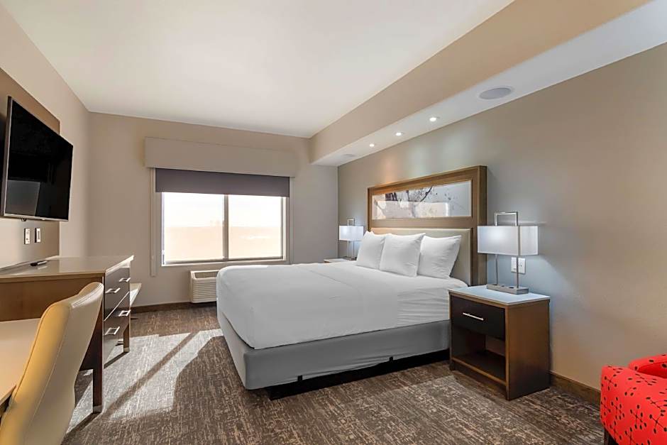 Best Western Premier Liberty Inn & Suites