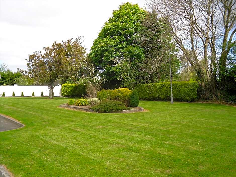 The Horse and Hound Hotel