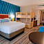 Howard Johnson by Wyndham Anaheim Hotel & Water Playground
