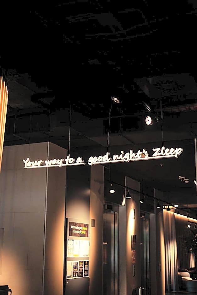 Zleep Madrid Airport