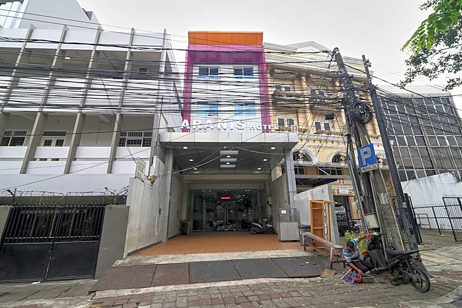 Aranis Hotel By Zuzu