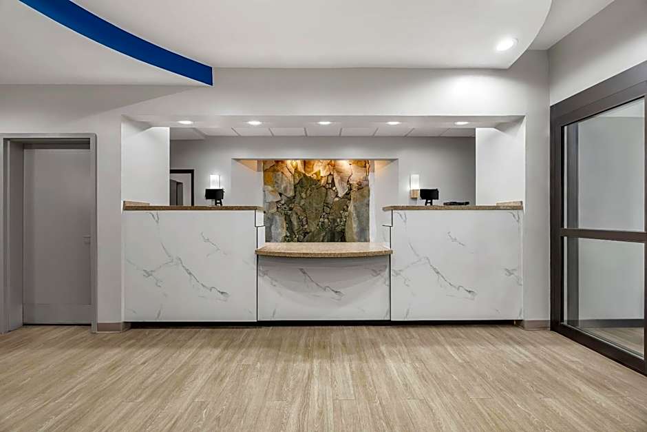 Comfort Suites Perrysburg - Toledo South