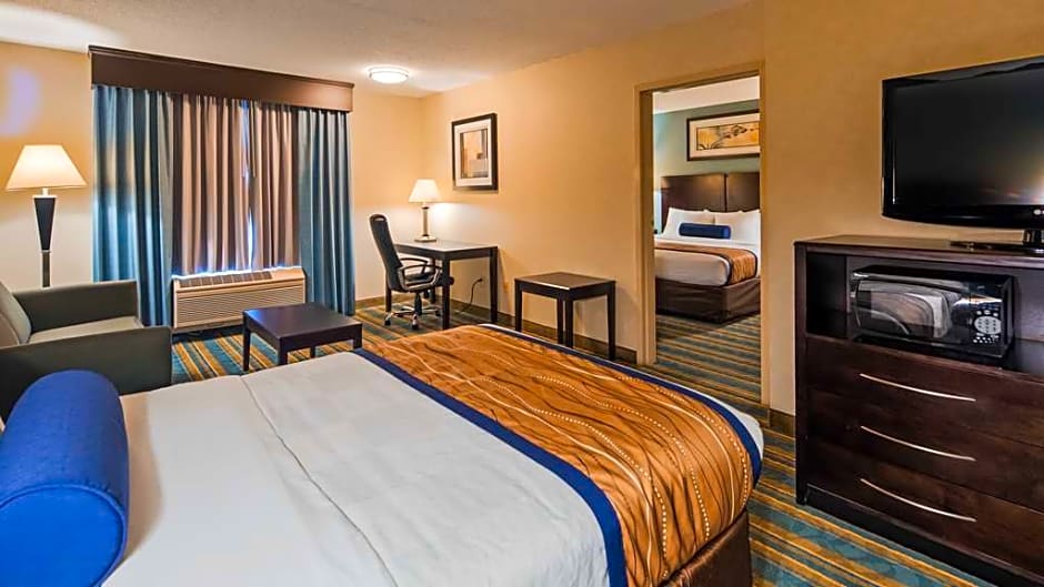 Best Western Plus Berkshire Hills Inn & Suites