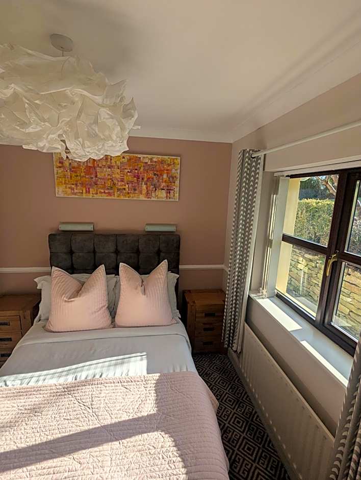 Willowbank House and Lodges