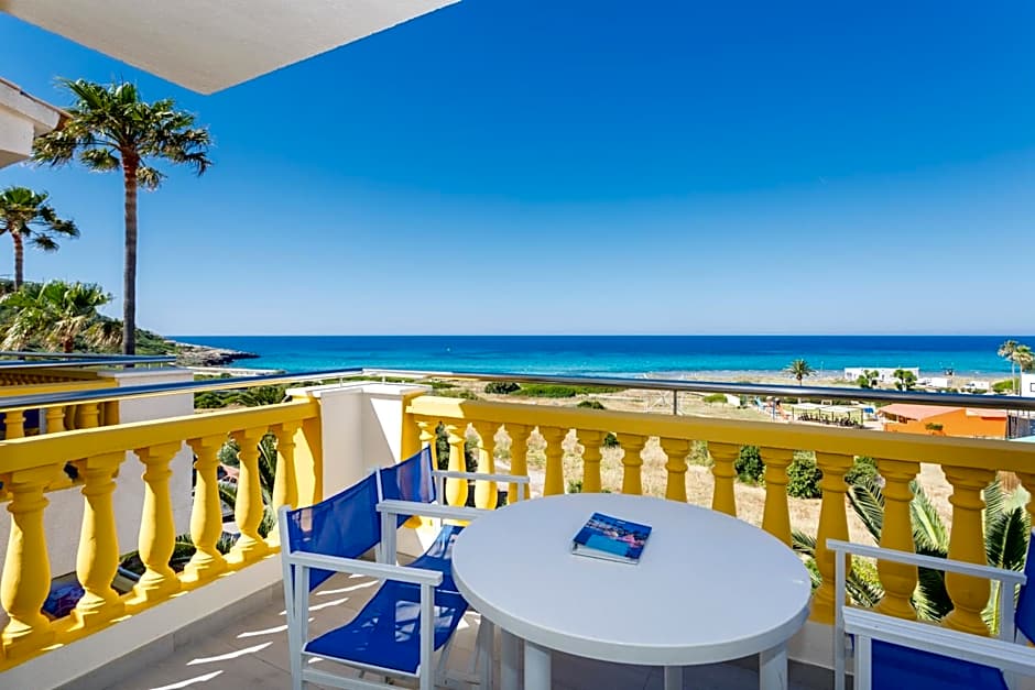 Royal Son Bou Family Club