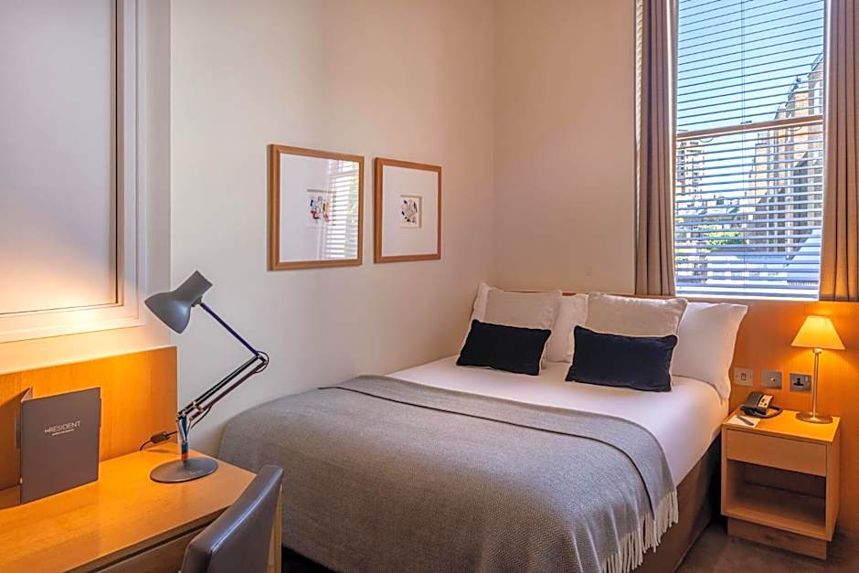 The Resident Kensington (formerly The Nadler Kensington)