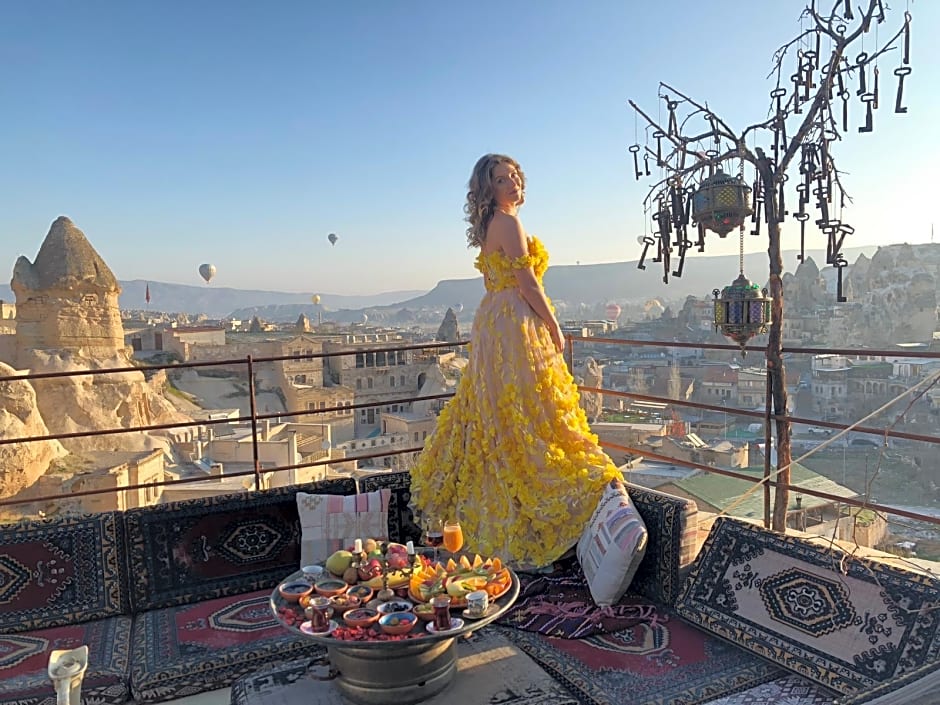 Antique Terrace Suites