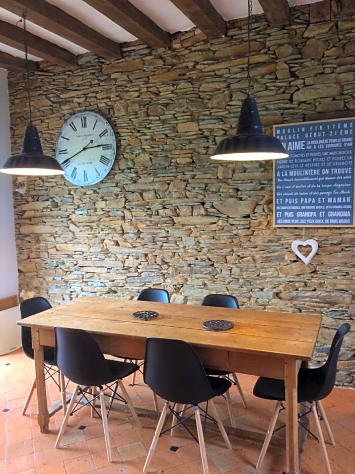 La Moulinière, jolie longère du XVIIè 25, chemin de la Source