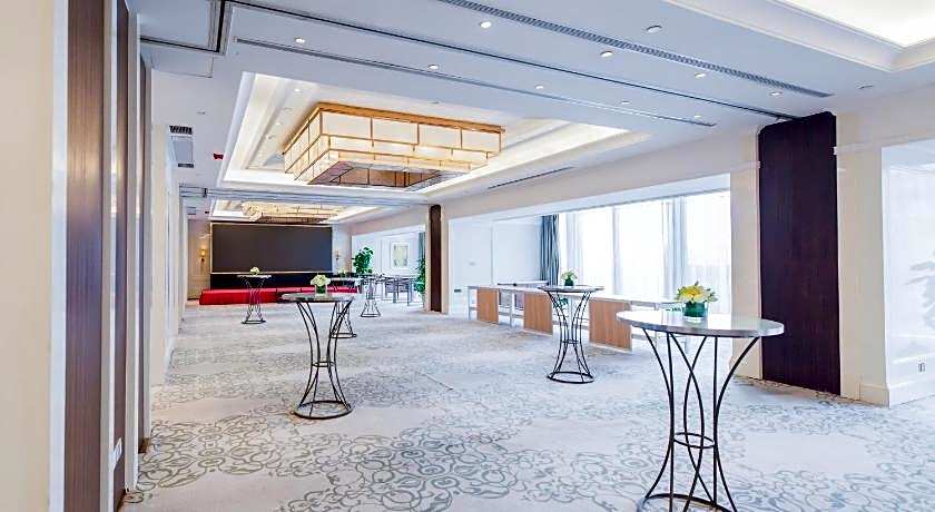 Sheraton Grand Wuhan Hankou Hotel