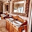 Chateau de Marine Boutique Hotel