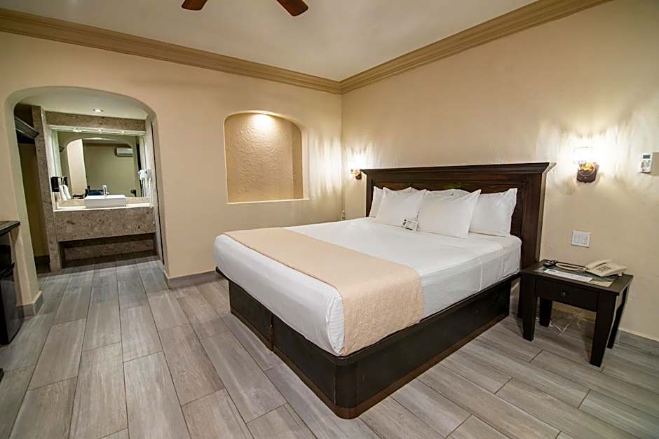 Hotel Siesta Real