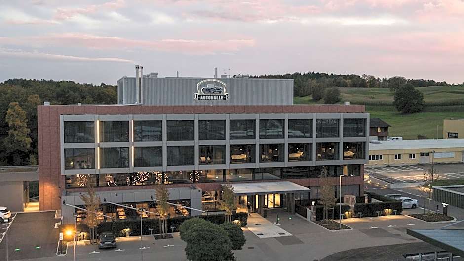 Autohalle Hotel