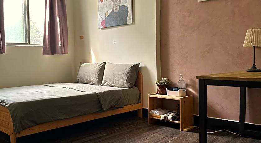 Dulan The Travel Bug Bistro Inn