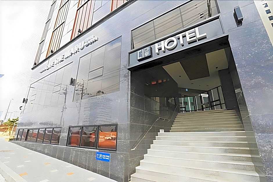 Pyeongchang Hotel The Maru