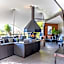 Hog Hollow Country Lodge