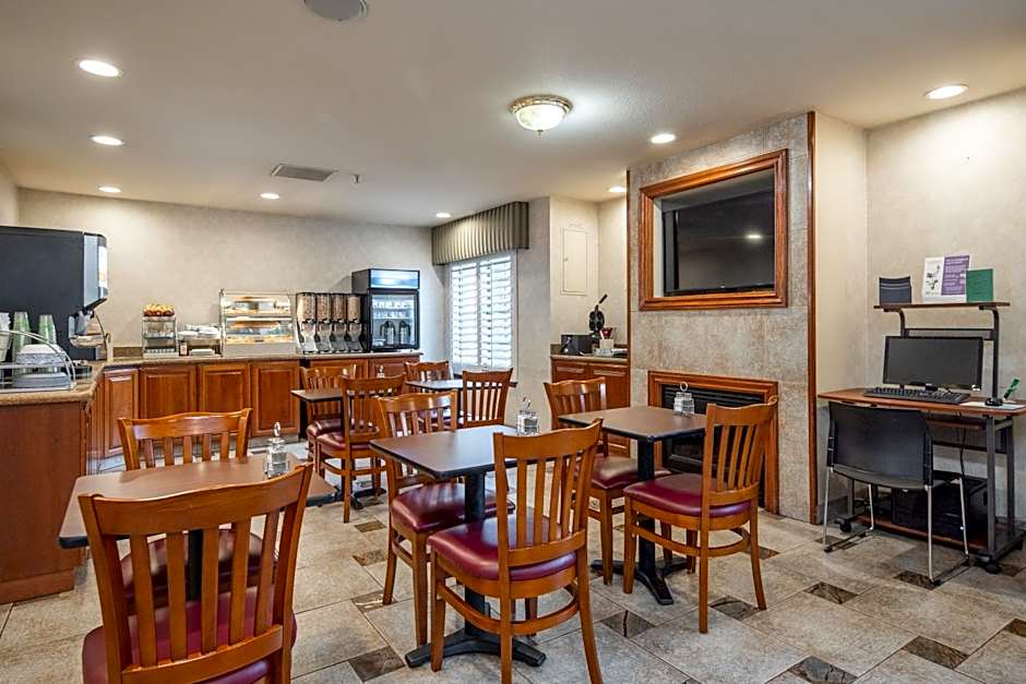 Atherton Park Inn and Suites