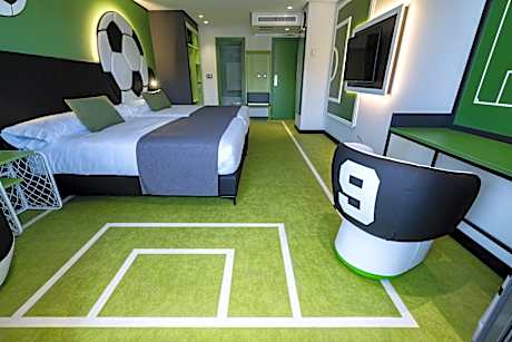 Golden Goal Pool View Room (Football) (2 Ad + 2 Ch)