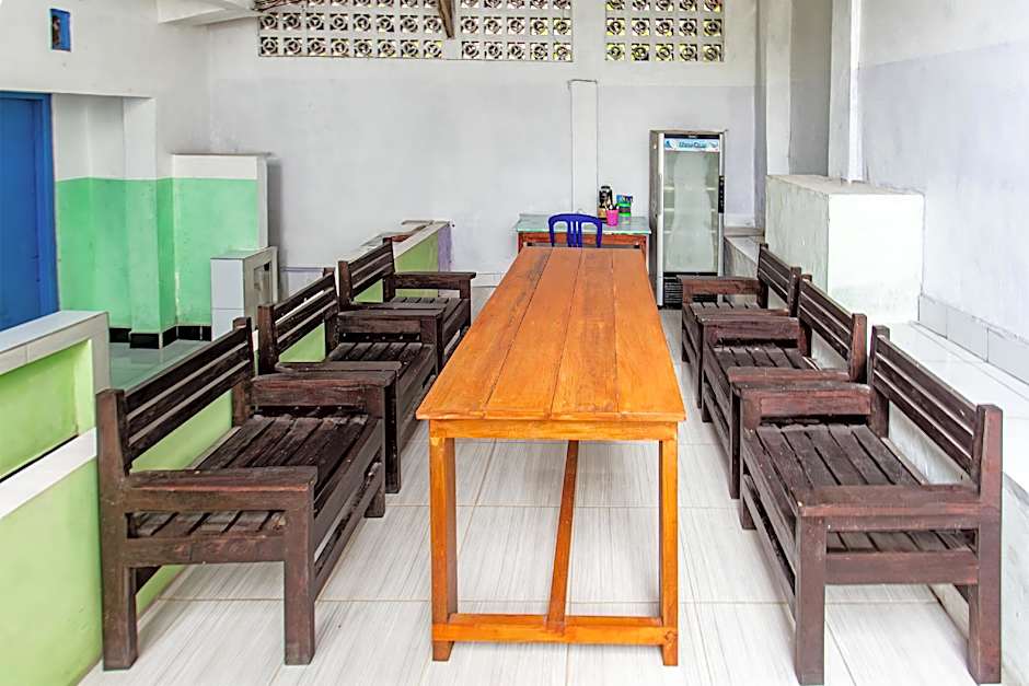 Hotel O Kawi Homestay