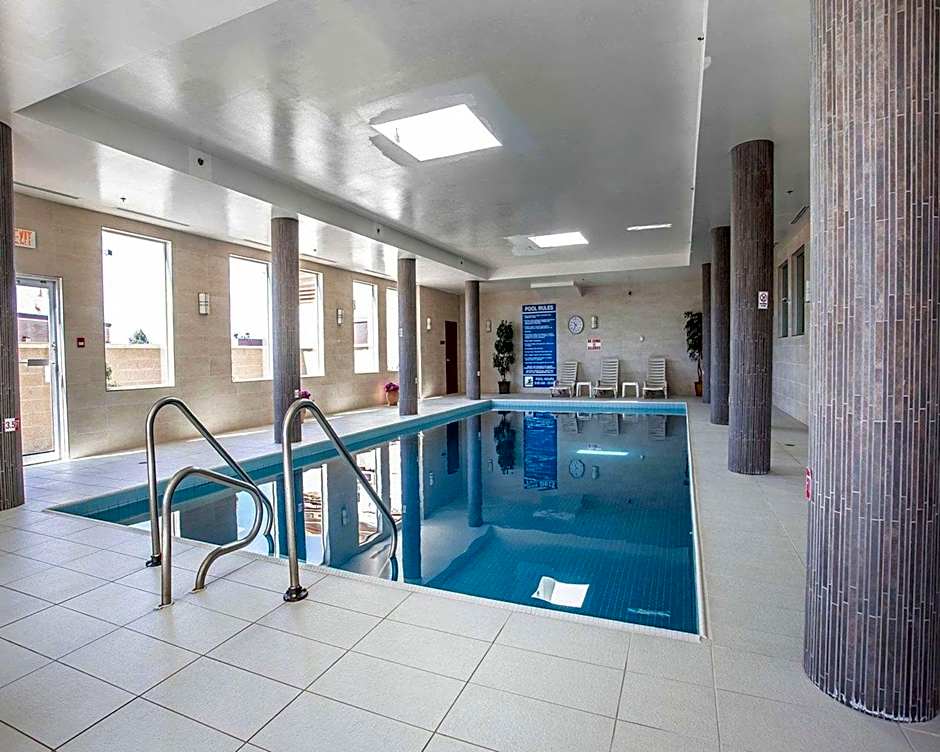 Comfort Hotel Bayer's Lake