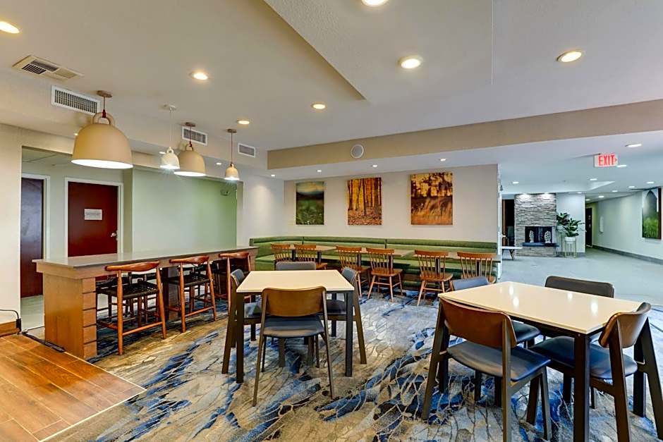 Best Western Plus Las Colinas Inn & Suites