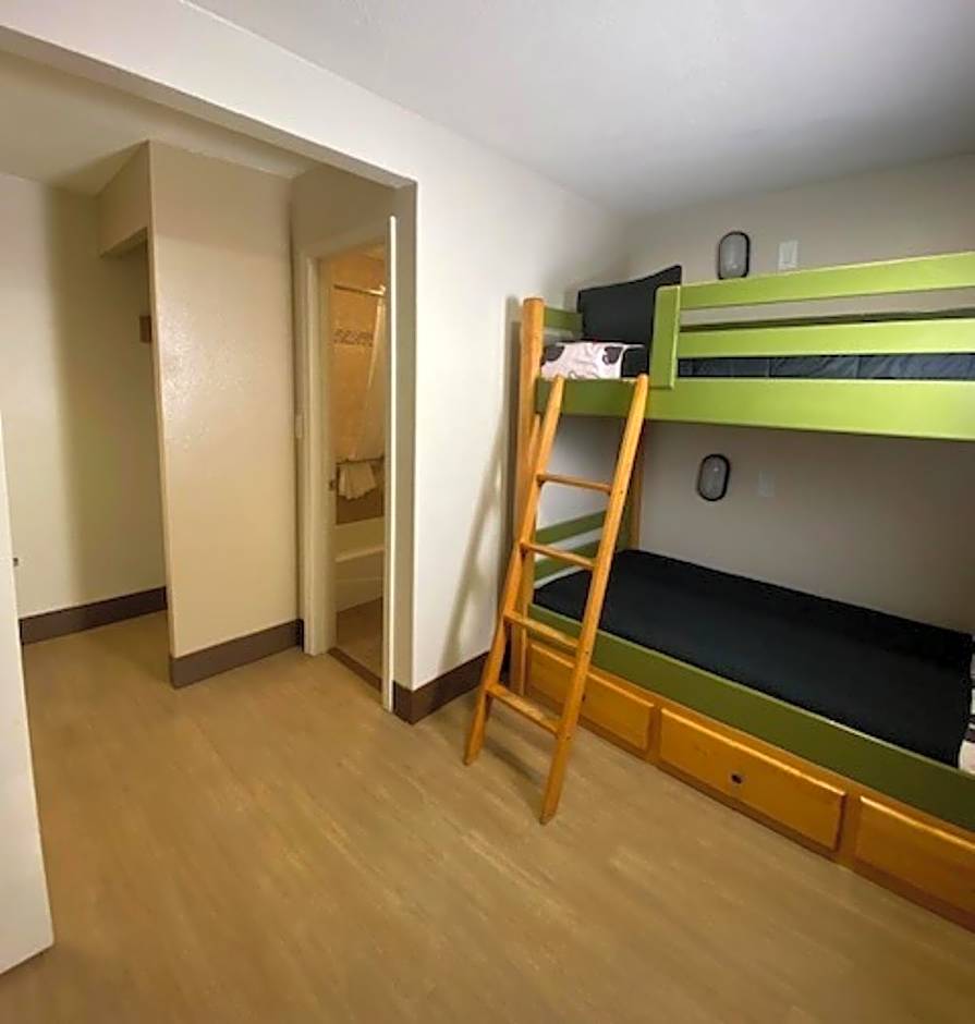 Stanford Inn And Suites Anaheim