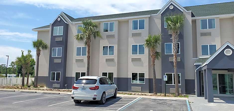 Microtel Inn & Suites By Wyndham Panama City