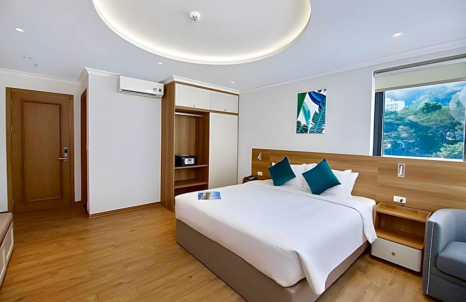 The Yen Residences Halong