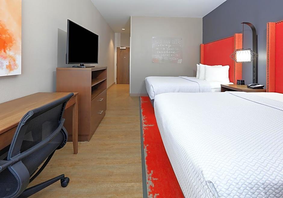 La Quinta Inn & Suites by Wyndham Lakeway