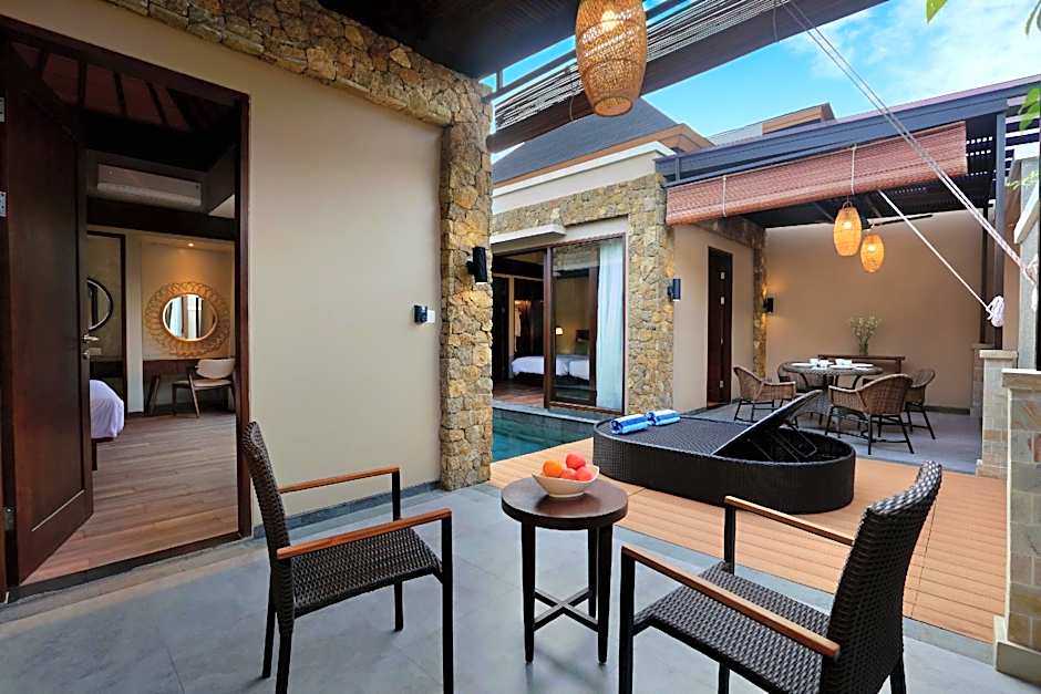 Photo 1 of 6 of Premier Suite