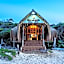 Machangulo Beach Lodge