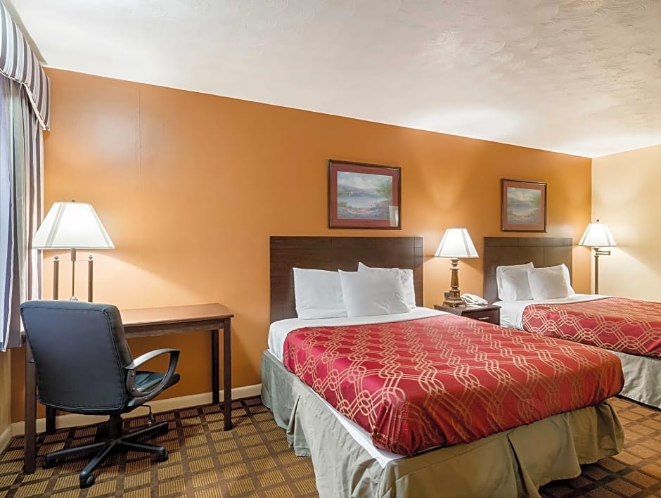 Econo Lodge Boston-Malden