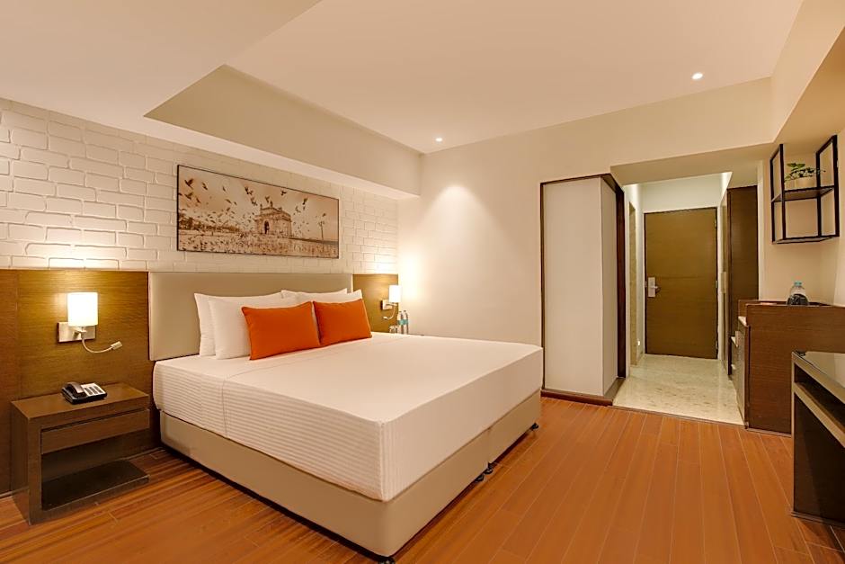 Royal Orchid Central Grazia Hotel