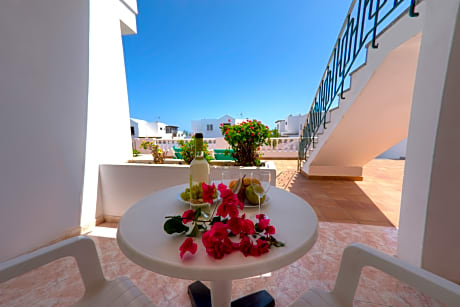 Apartment with terrace