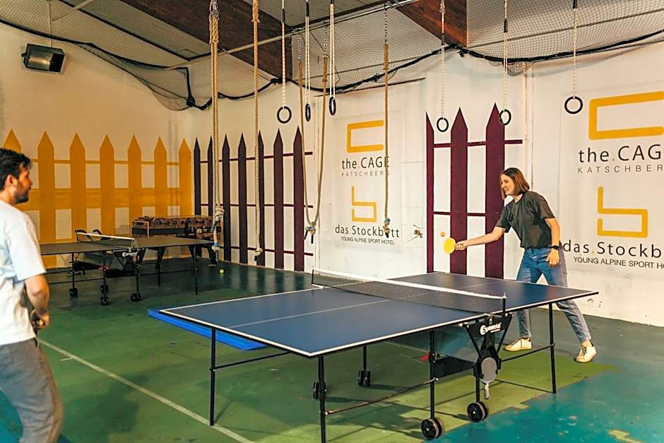 Basekamp Mountain Budget Hotel