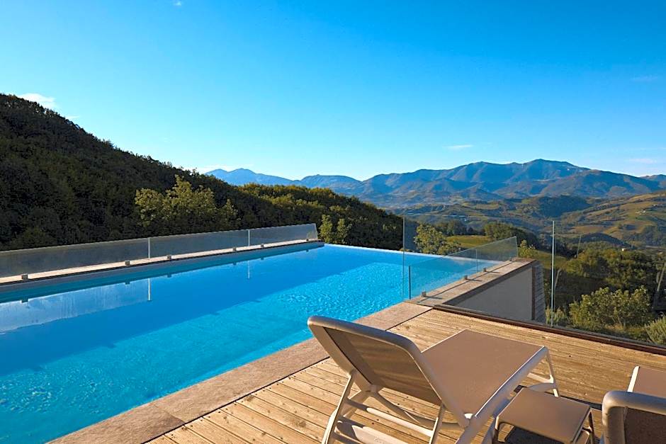 Aura Relais