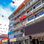 OYO 43993 Madsuite
