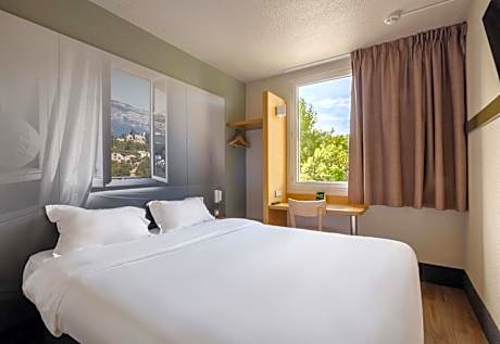 B&B Hôtel Antibes Sophia Antipolis