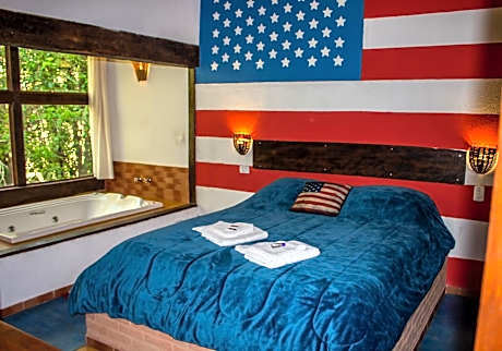 Queen Suite with Spa Bath