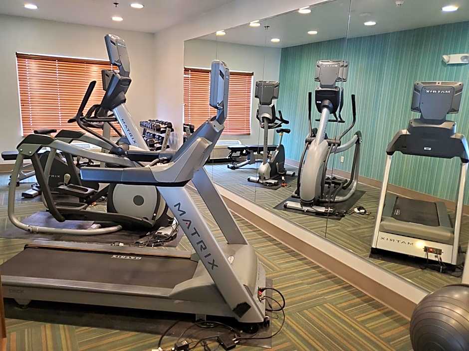Holiday Inn Express Hotel & Suites Mattoon By IHG