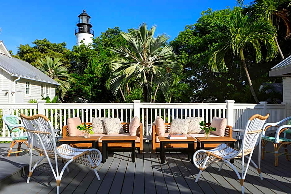 Lighthouse Hotel - Key West Historic Inns
